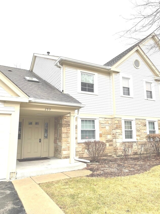 199 Dublin Ct Unit V2, Schaumburg, IL 60194 Condo for Rent in