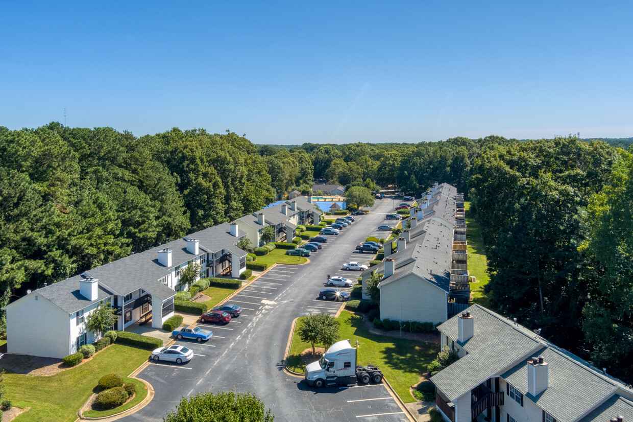 Primary Photo - Tall Oaks Apartments & Villas