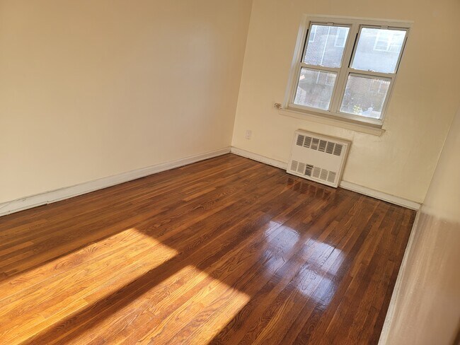Building Photo - 2818 Brookhaven Ave