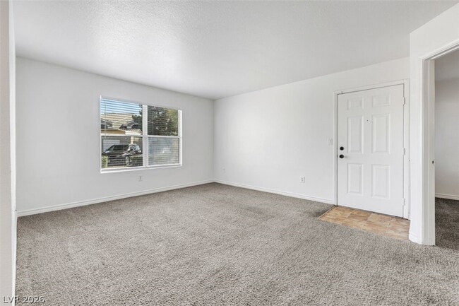 Building Photo - 5055 W Hacienda Ave