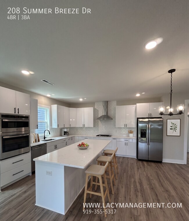 Foto del edificio - 208 Summer Breeze Dr