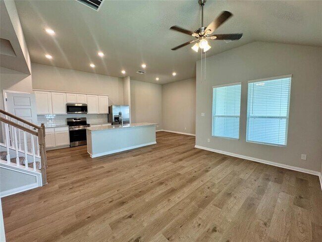 Foto del edificio - 761 Staglin St