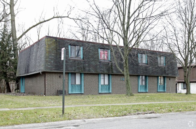Primary Photo - 1601 Brooke Park Dr