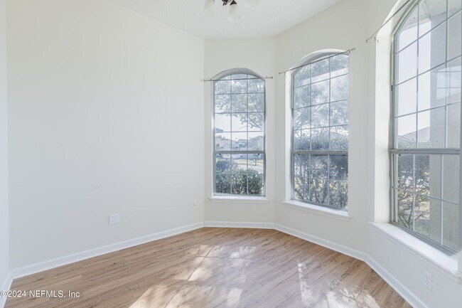 Building Photo - 9274 Hawkeye Dr