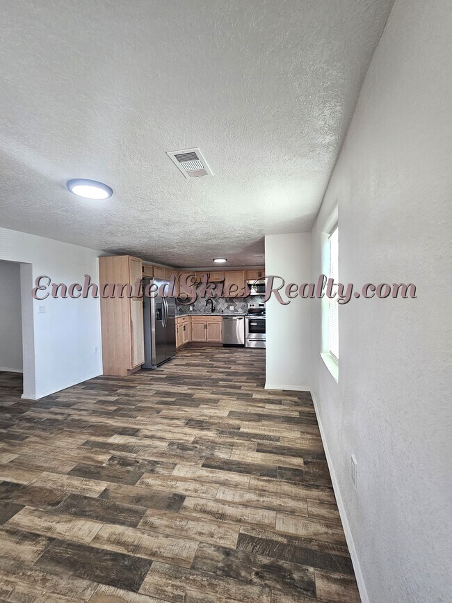 Foto del edificio - 2910 3rd St NW