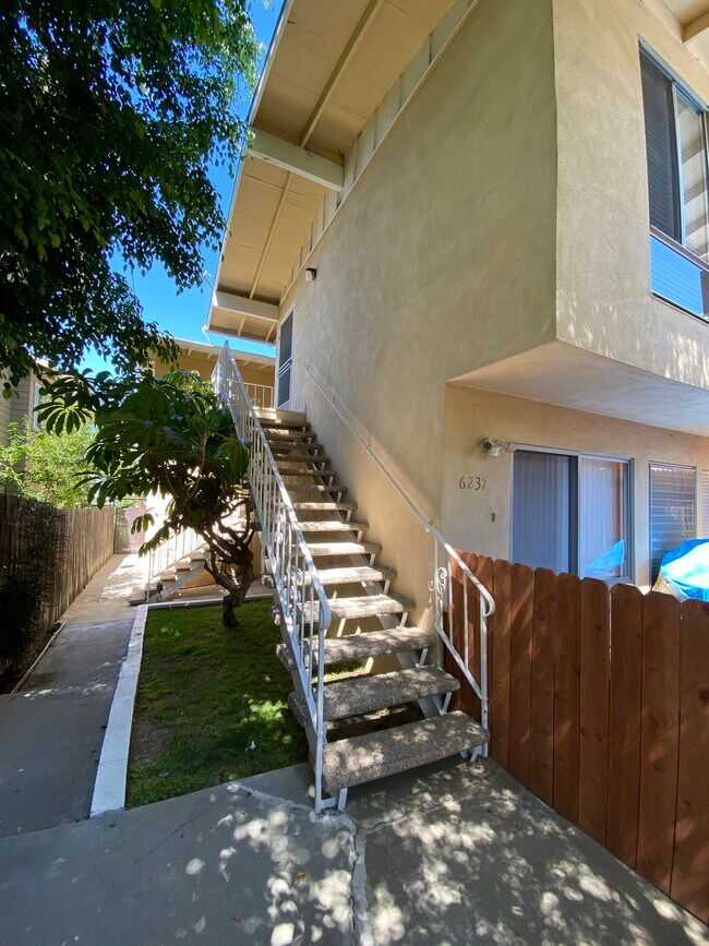 Foto del edificio - 6237 Friends Ave