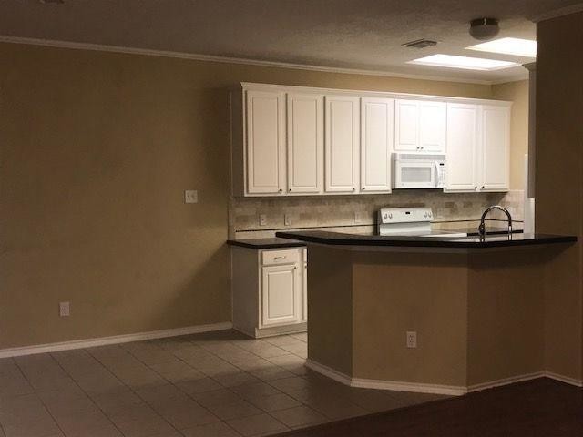 Building Photo - 17607 Bering Bridge Ln