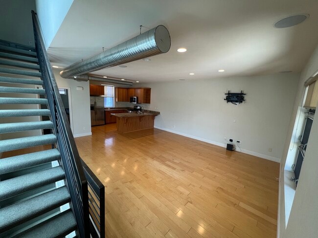 Building Photo - 1726 7th St