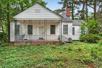 Building Photo - 1232 Axtell Dr