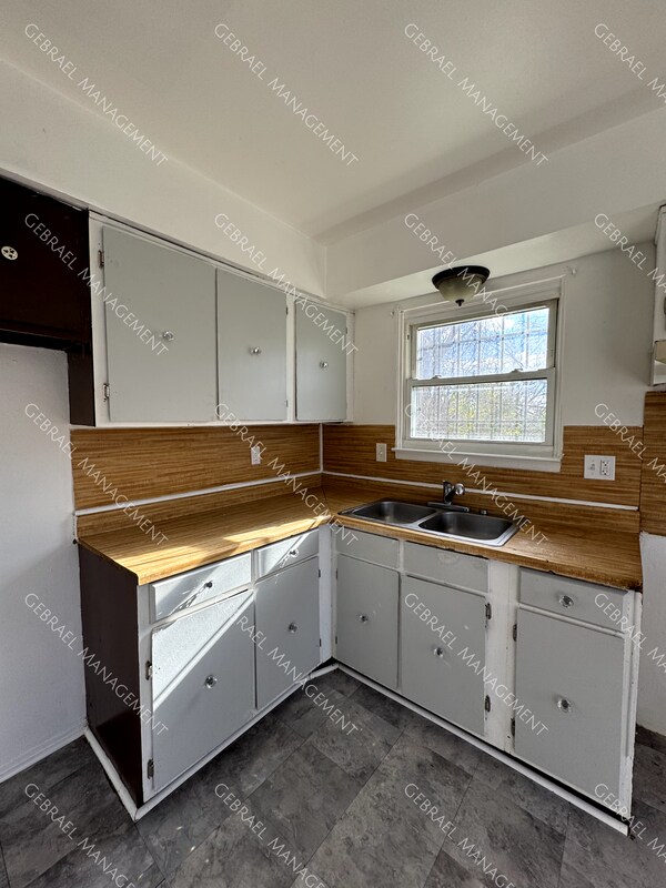 Foto del edificio - 746 Damon St