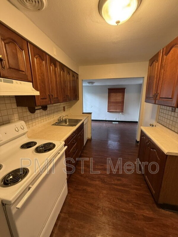 Foto del edificio - 1254 Roxton Dr