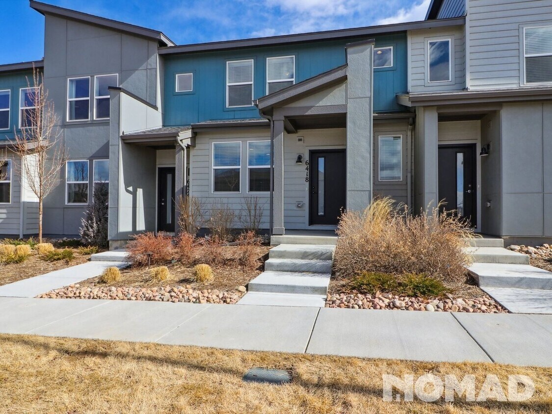 Primary Photo - 3 Bedroom Townhome in Denver