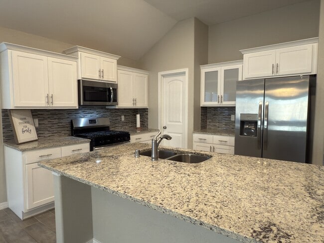 Building Photo - 13877 Paseo Perlas Dr