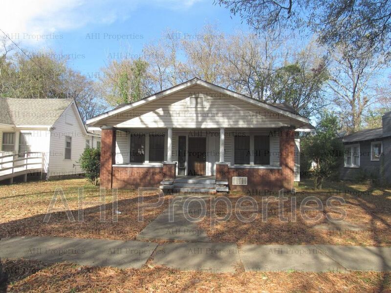 Primary Photo - 7020 Division Ave