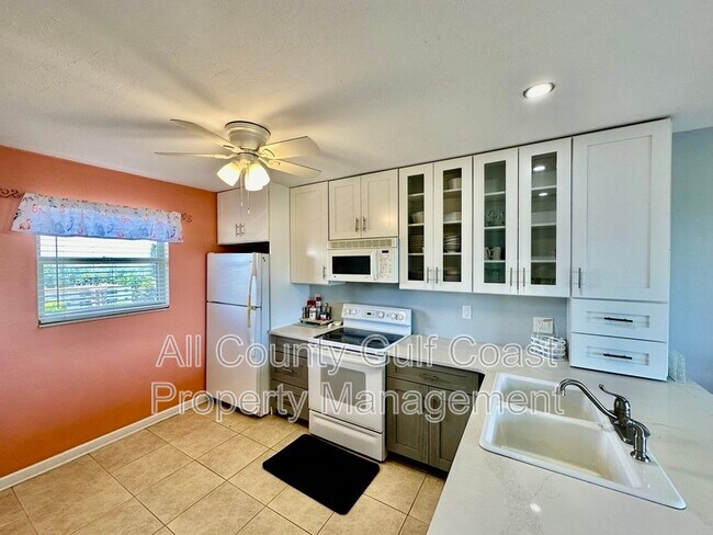 Building Photo - 4240 Ironwood Cir
