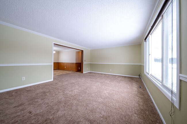 Foto del edificio - 408 Edgar Pl