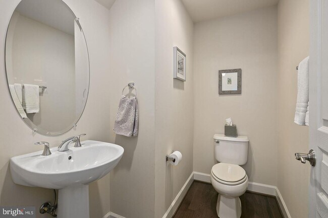 Foto del edificio - 2561 S Kenmore Ct