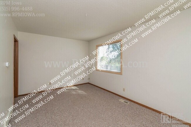 Foto del edificio - 4112 Harris St