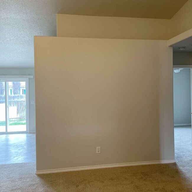 Foto del edificio - Great Nampa Home with Huge Backyard!