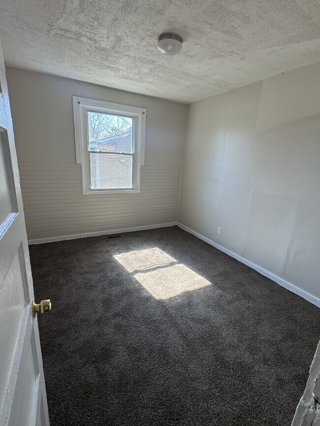 Foto del edificio - 1909 SE Pennsylvania Ave