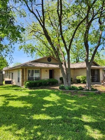 Building Photo - 226 S Prairie St