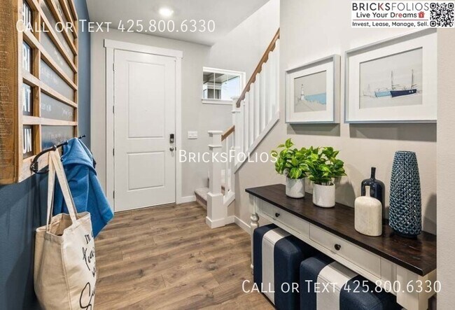 Building Photo - Your Oasis of Unparalleled Comfort and Lux...