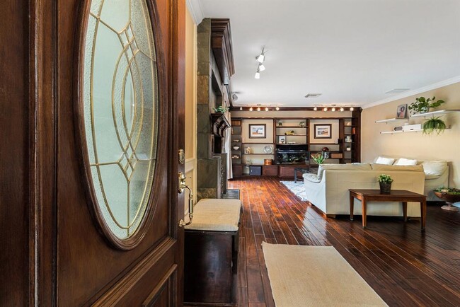Foto del edificio - 6329 Crab Orchard Rd