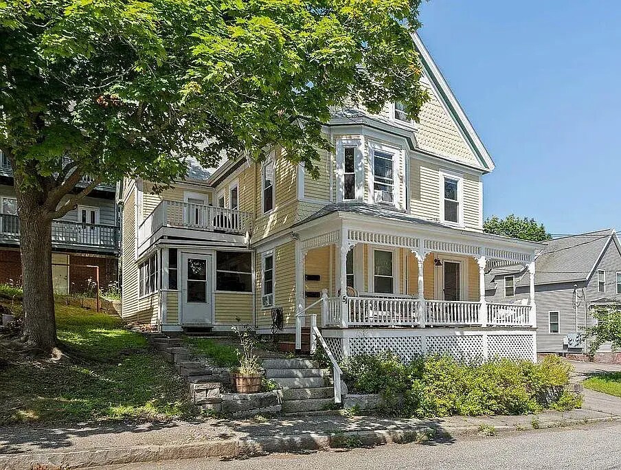 Primary Photo - 51 Jackson St