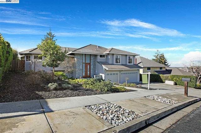 Building Photo - 44477 Parkmeadow Dr