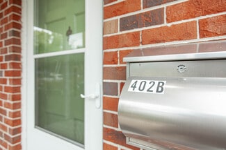 Building Photo - 402 13th ST NE