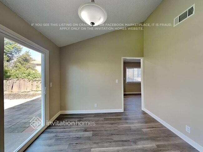 Building Photo - 1122 Whipporwill Way