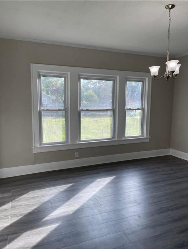 Foto del edificio - 8704 Lanewood Dr