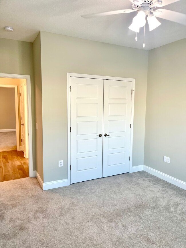 Foto del edificio - 160 The Villas Wy