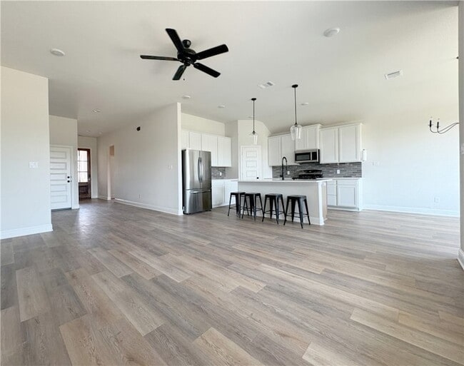 Building Photo - 5930 Eldora Dr