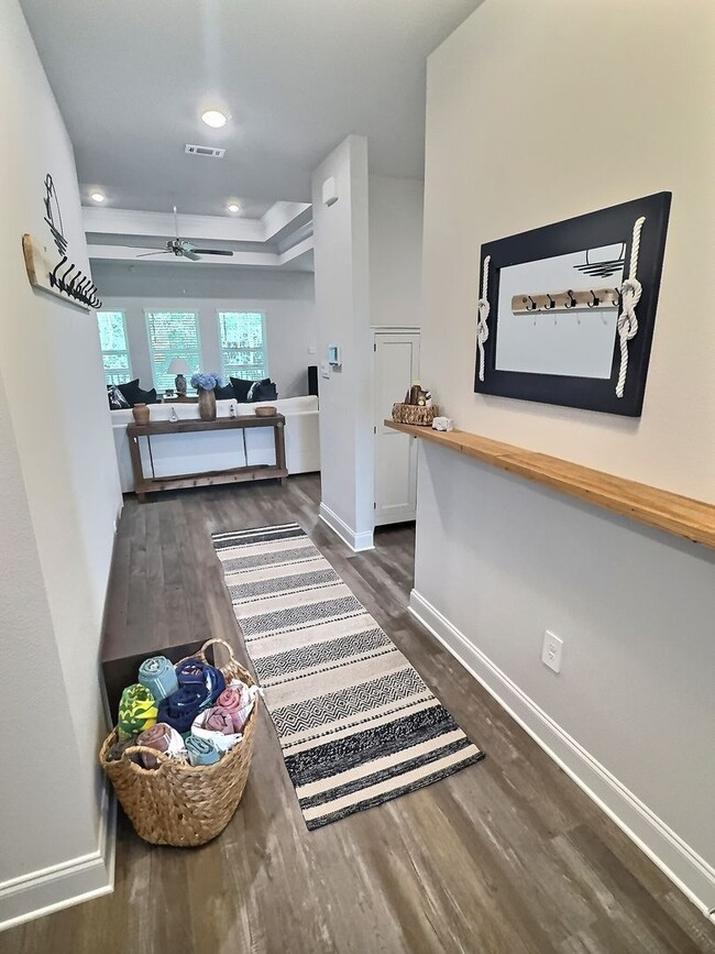 Foto del edificio - 11404 Harrison Ct