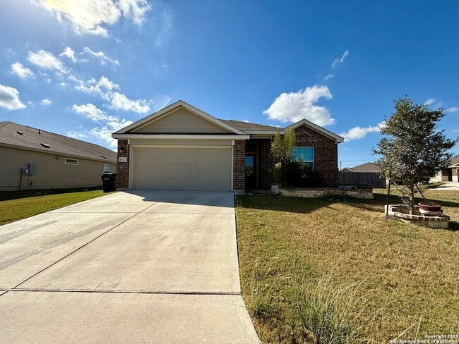 Photo - 8127 Glasgow Dr House