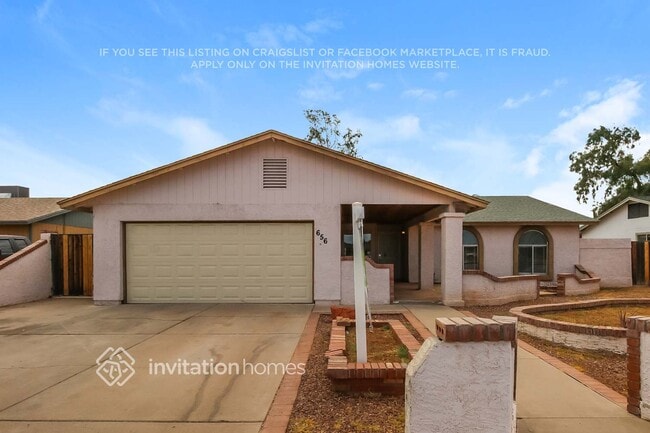 Building Photo - 656 S Robin Ln