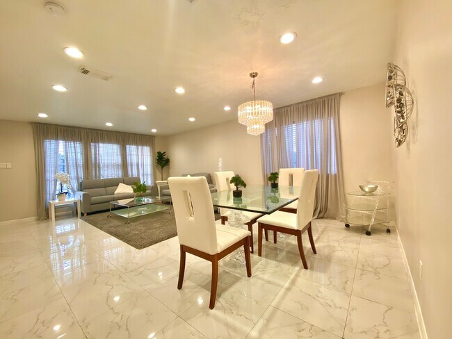 Foto del edificio - 738 Bridle Ridge Loop