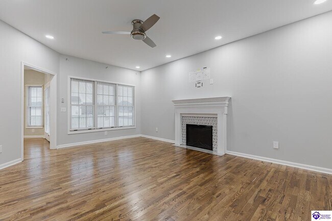 Foto del edificio - 404 Michigan Ave