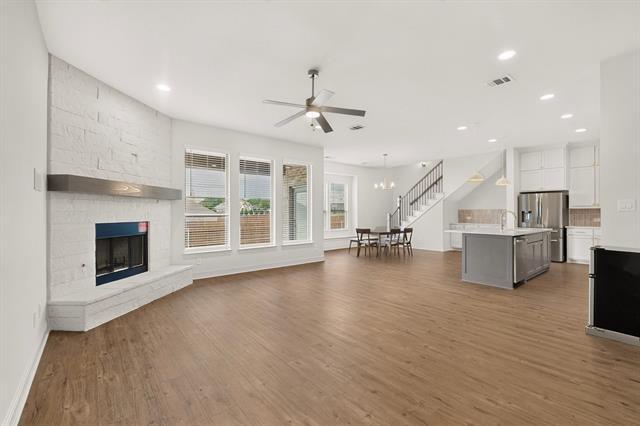 Building Photo - 814 Lakewood Ct