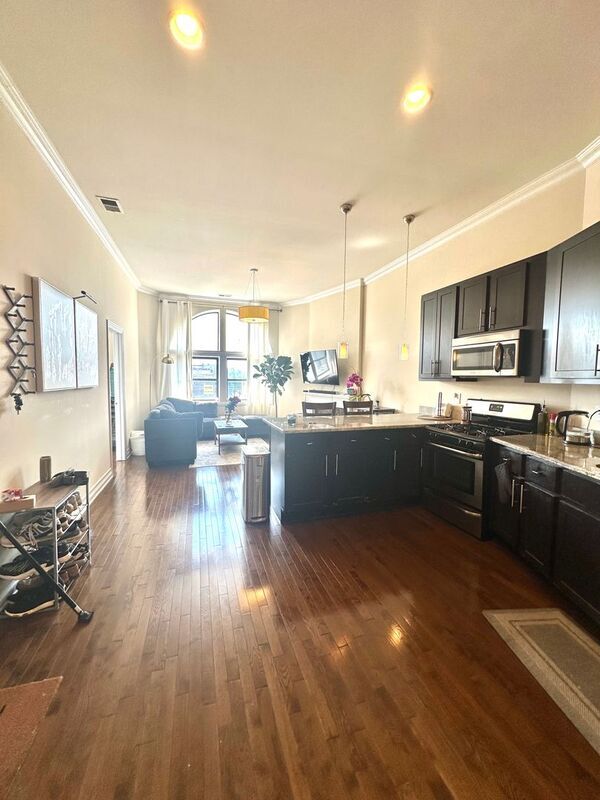 Foto principal - 2105 S Ashland