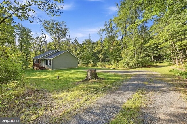 Building Photo - 101 Brier Rabbit Ct