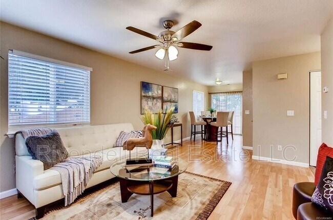 Foto del edificio - 1522 Vrain St