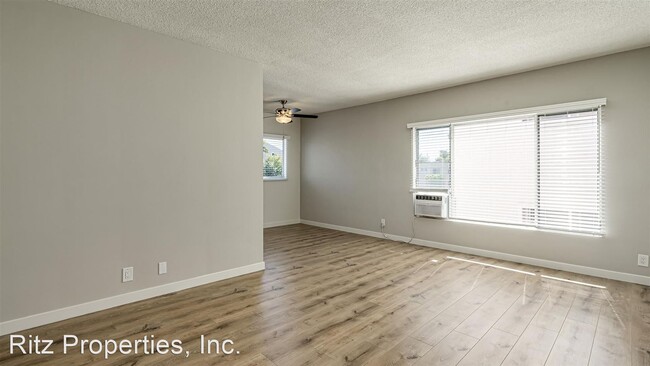 Building Photo - 5917 Chula Vista Way