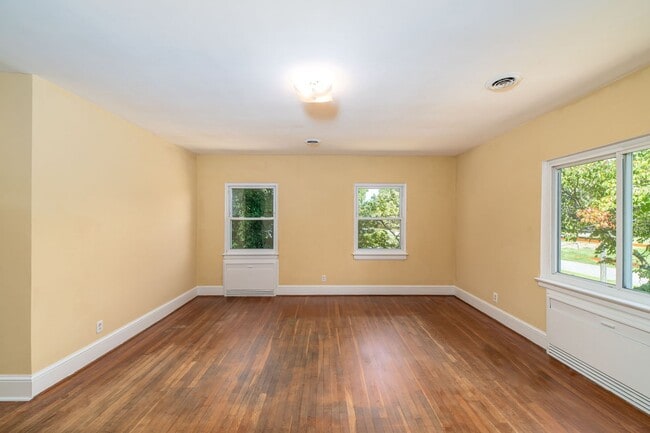Building Photo - 3117 Sterling Point Dr