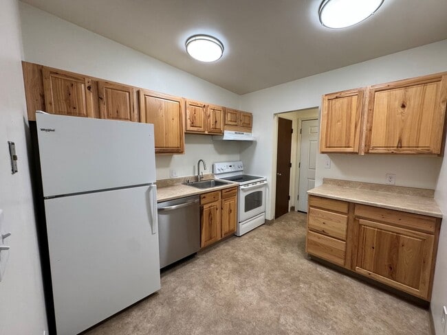 Photo - 145 W 24th Ave Apartment