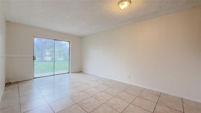 Building Photo - 95 NE 41st St