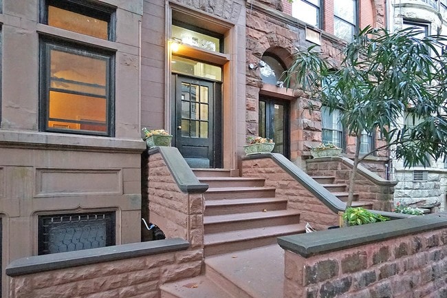 Building Photo - 154 West 76th Street