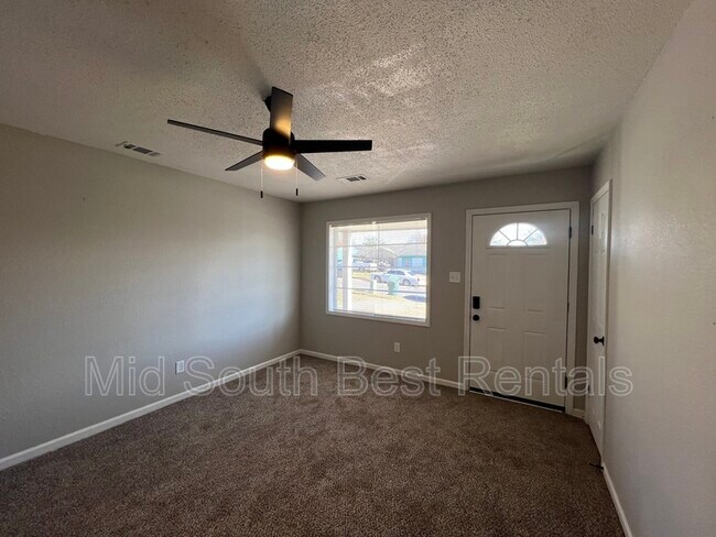 Foto del edificio - 3999 Glenbrook St