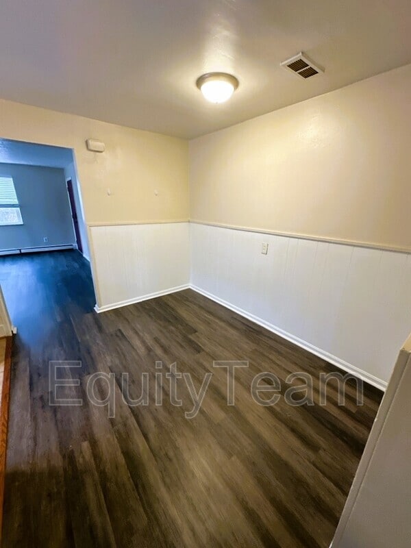 Building Photo - 2532 Flanigan Ct